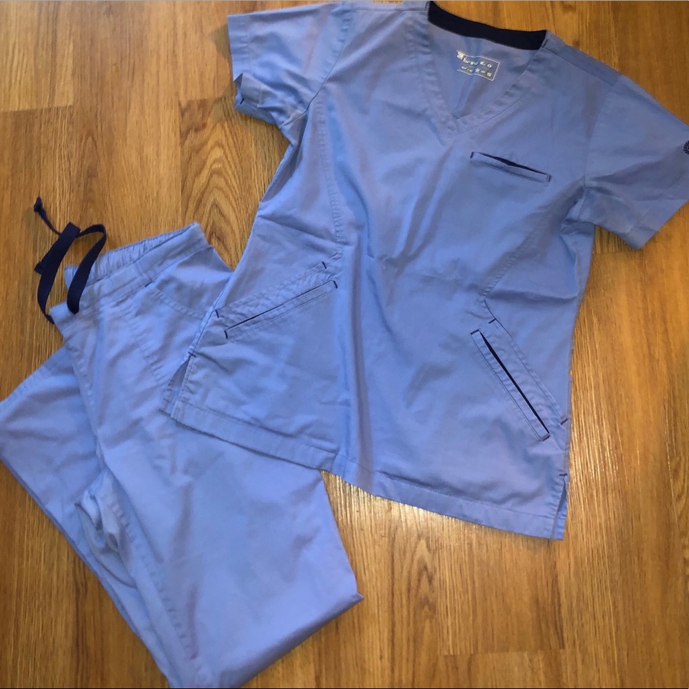 Women’s Scrub Set